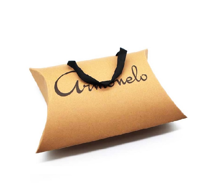 Why Your Business Needs to Execute Custom Extravagance Pillow Boxes